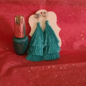 Grey shell taddle earrings